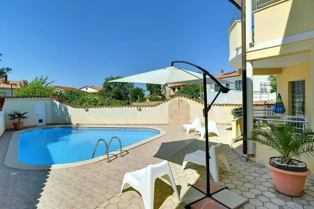 Apartmani Strigo Medulin 0*,